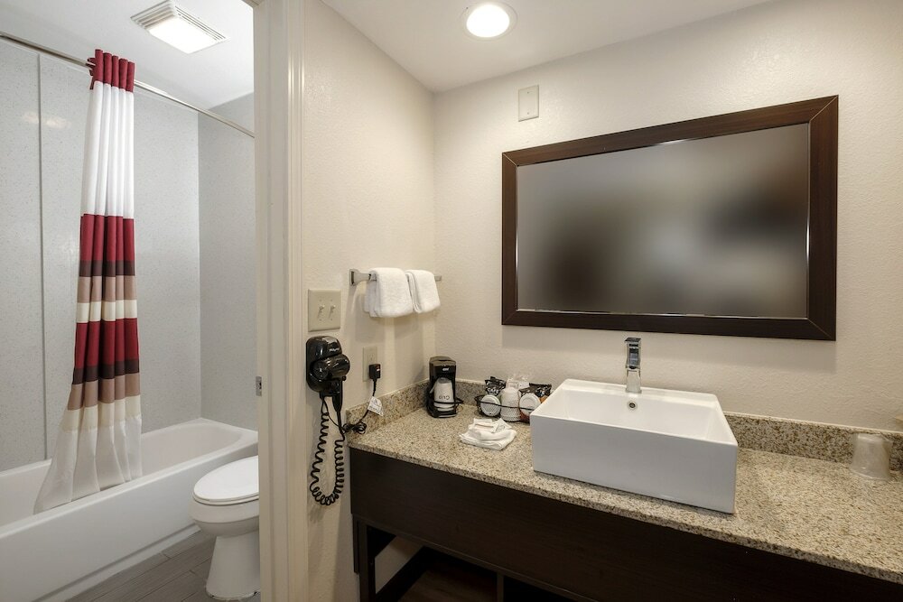 Фото Red Roof Inn Helen