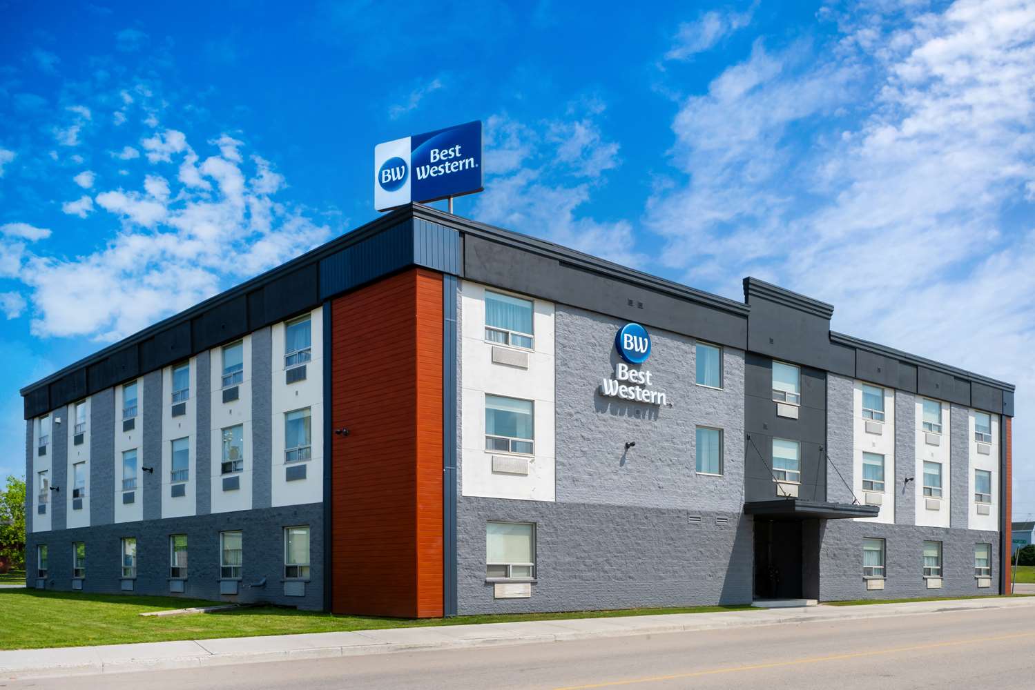 Фото Best Western Swan Castle Inn