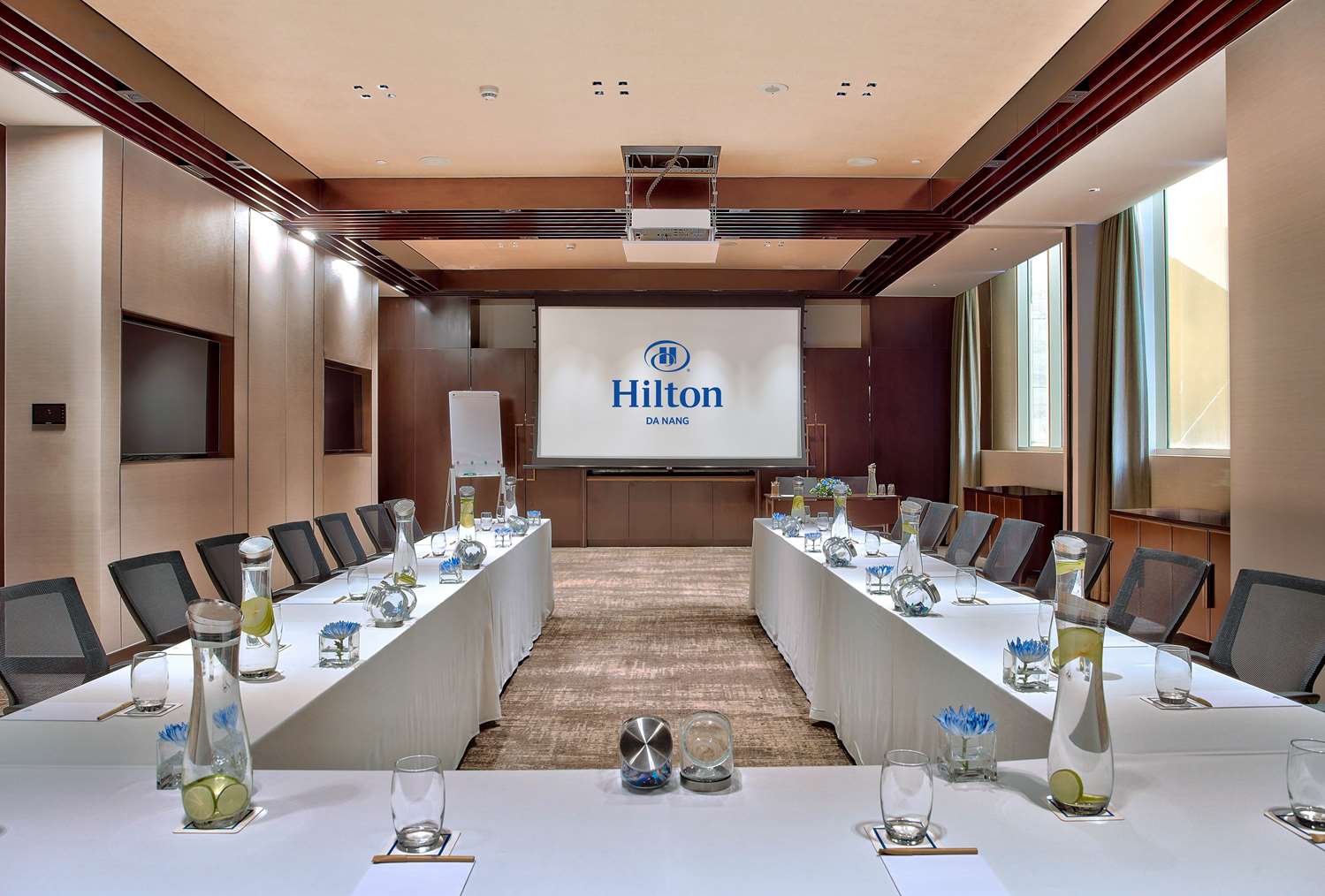 Фото Hilton Da Nang