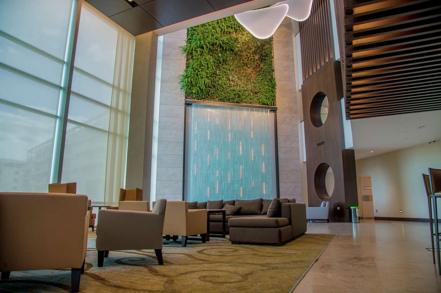 Фото Hilton Pilar