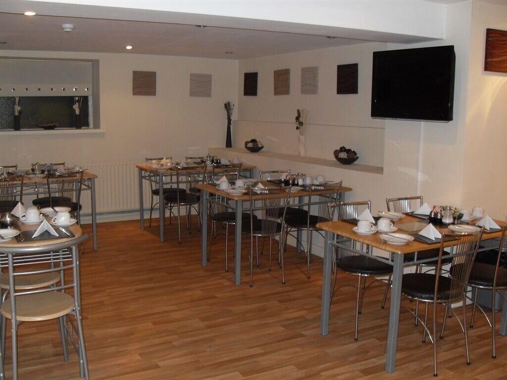 Фото Atlantis Hotel Blackpool