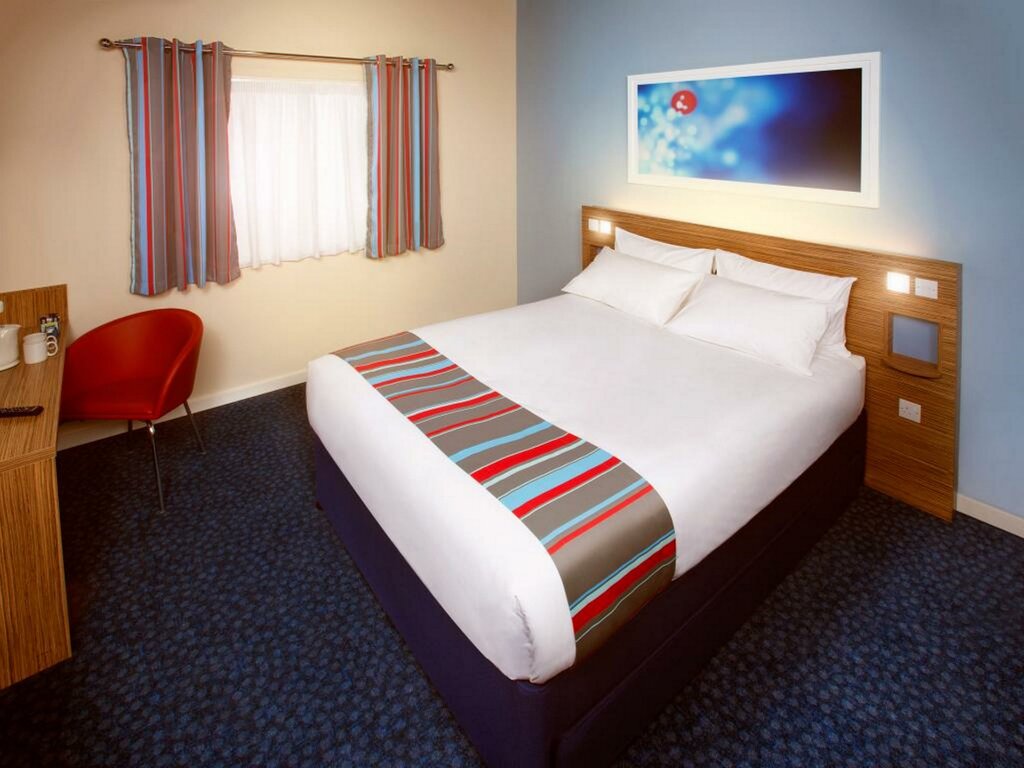 Hotel Travelodge Wirral Eastham, England, photo