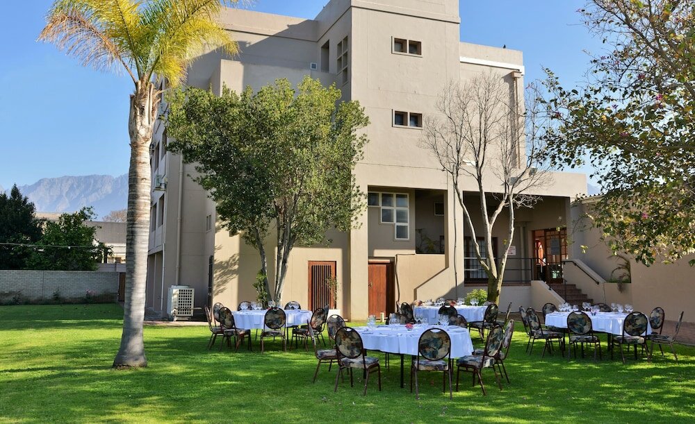 Фото Cumberland Hotel Worcester