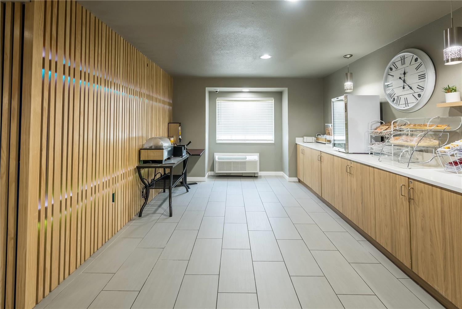 Фото Microtel Inn & Suites by Wyndham Cheyenne