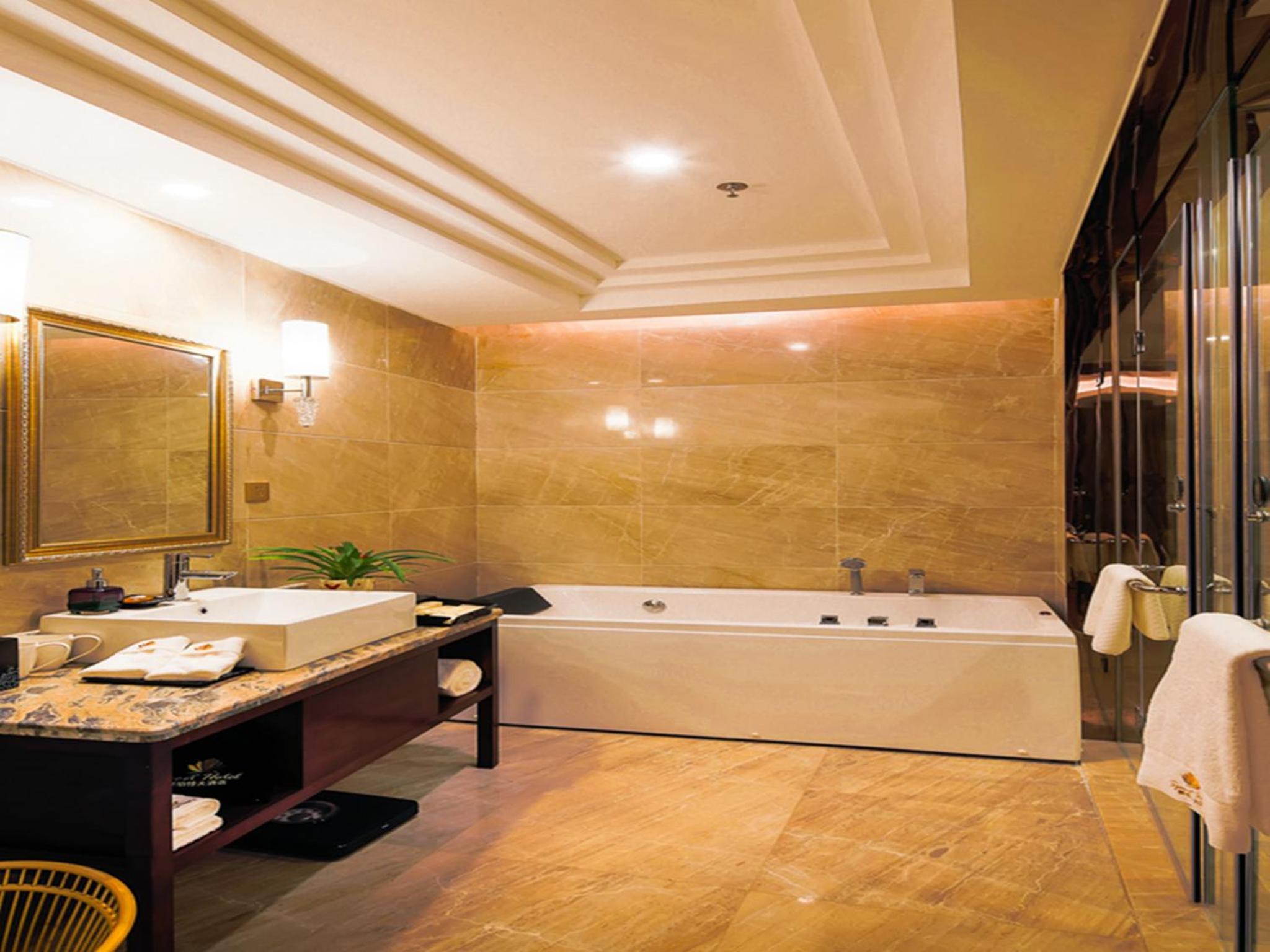 Фото Chongqing Sport Hotel