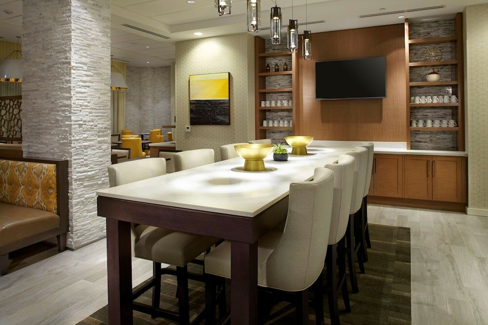 Фото Hyatt Place Miami Airport-East