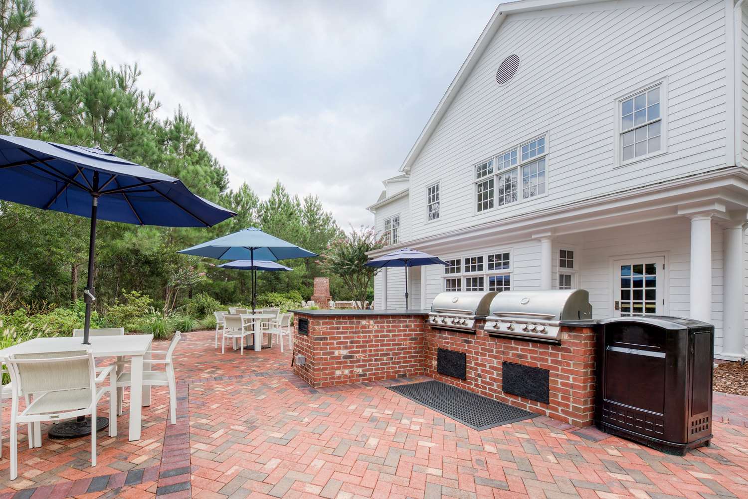 Фото Homewood Suites by Hilton Olmsted Village