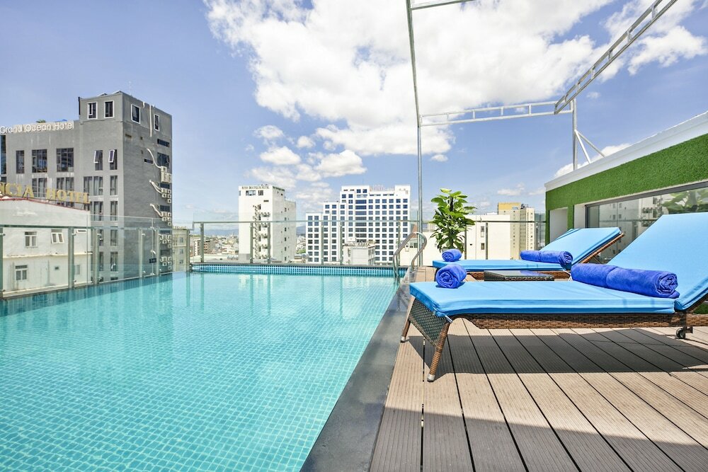 Фото Celina Hotel & Apartment