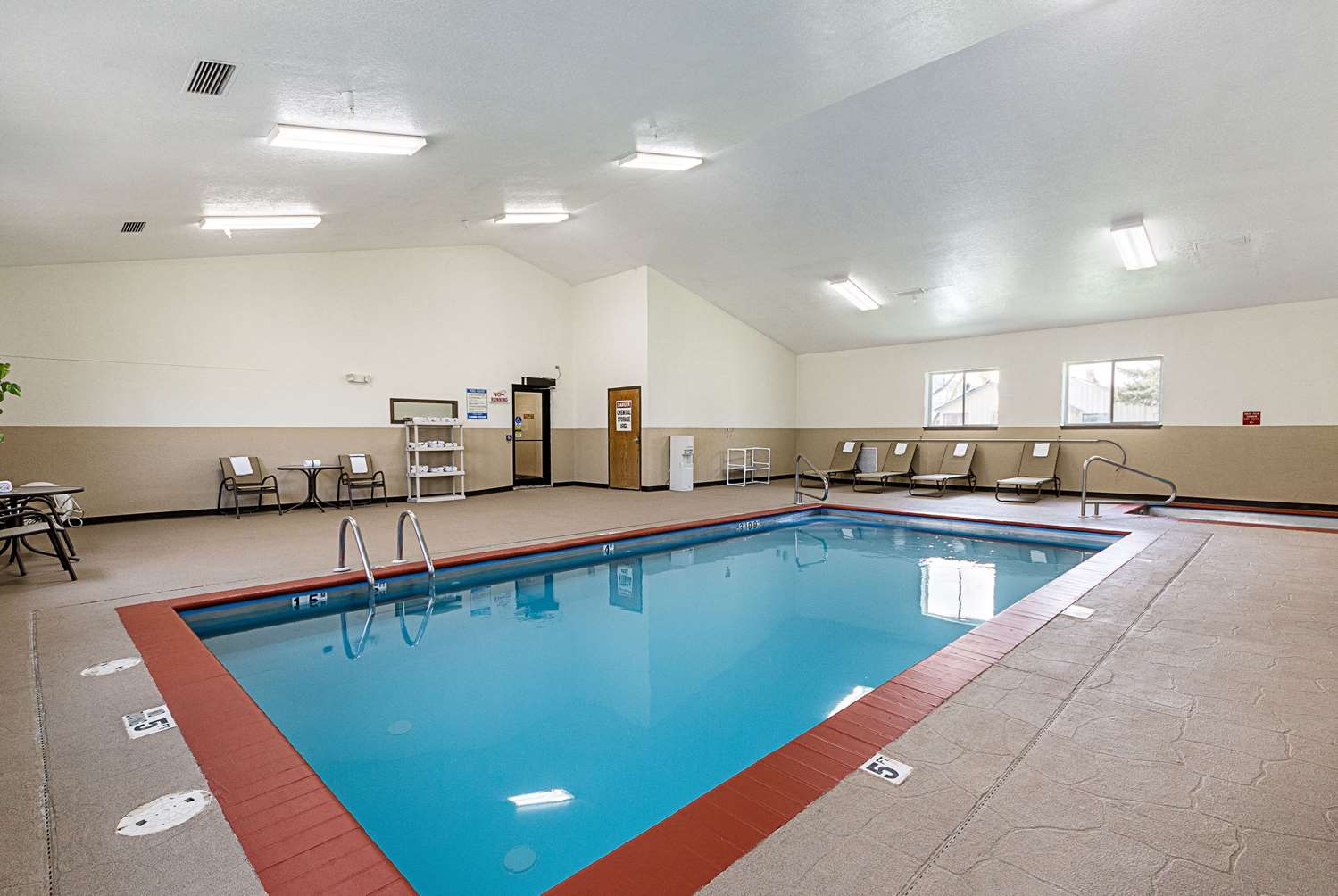 Фото Econo Lodge Livingston Gateway to Yellowstone