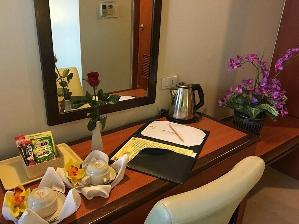 Фото Hadyai Golden Crown Hotel