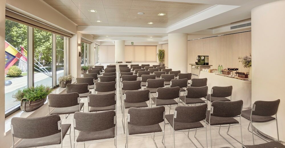 Фото Hotel Sercotel Los Llanos