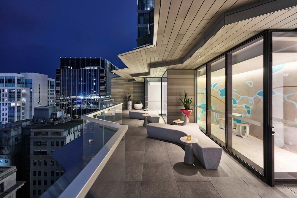 Фото W Melbourne