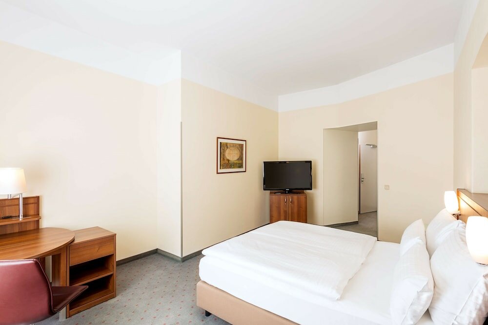 Фото Гостиница Nh Wien Belvedere