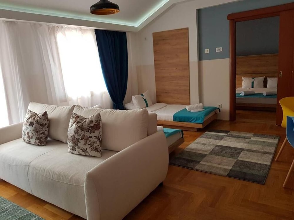 Фото Hotel Magnolija