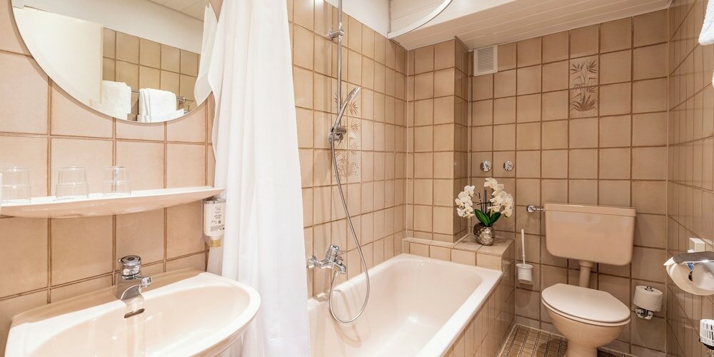 Фото Hotel Rieker Stuttgart Hauptbahnhof