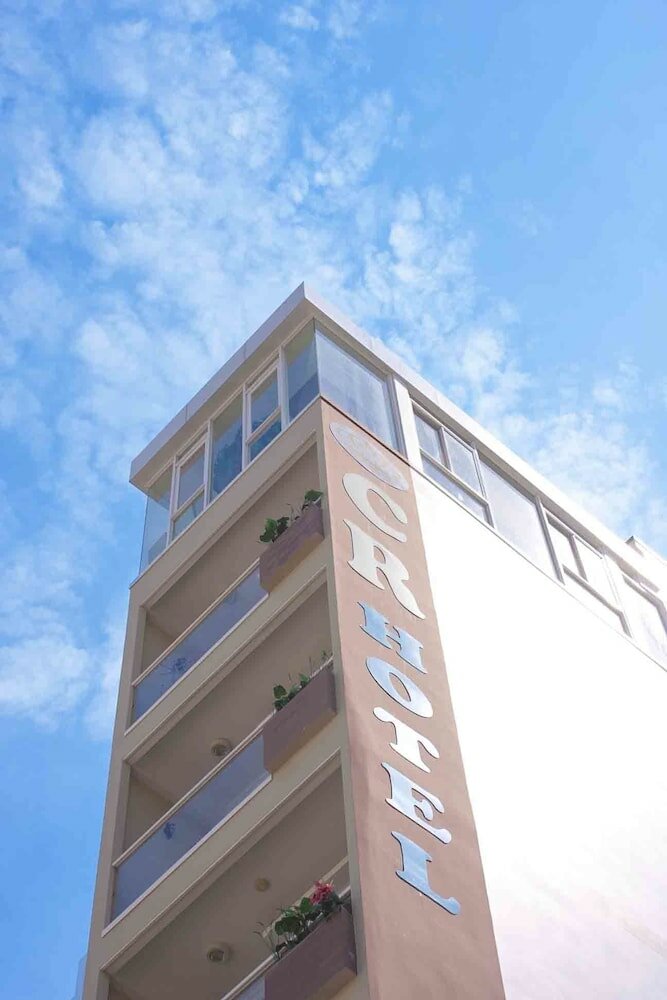 Фото Cr Hotel