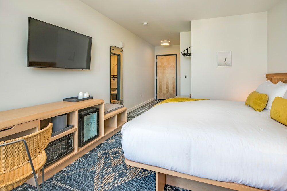 Фото SaltLine Hotel