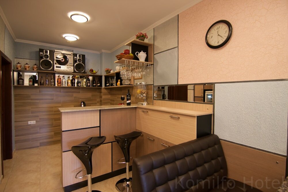 Фото Komilfo Hotel