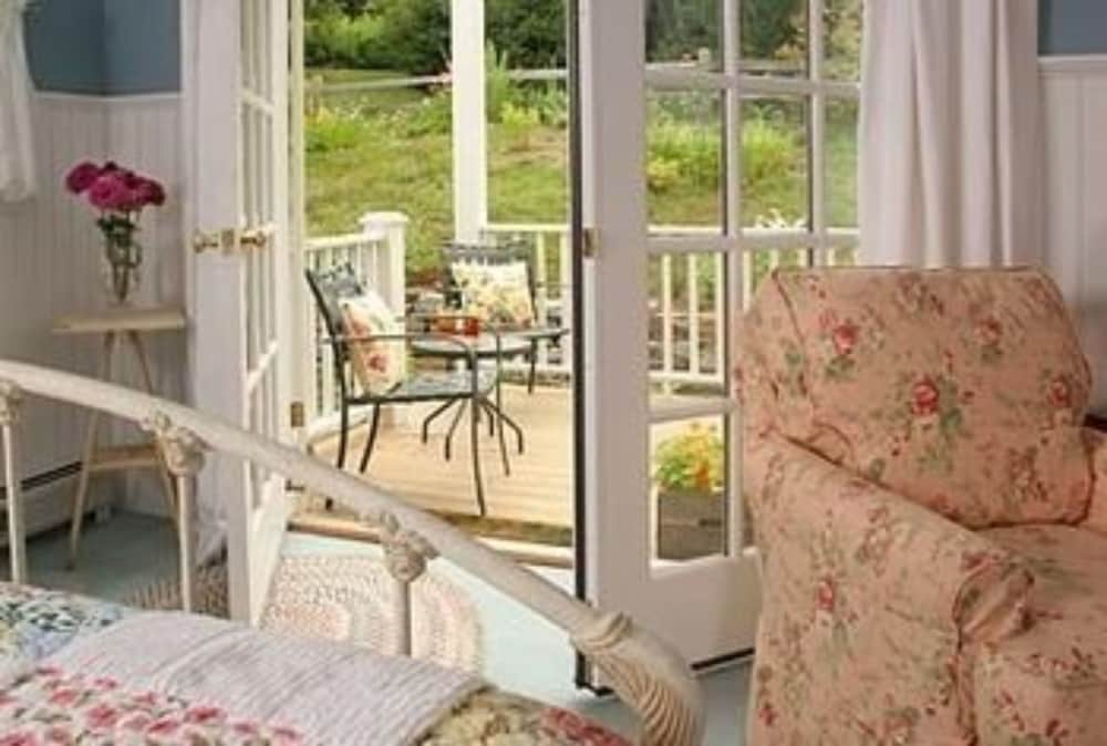 Фото Deerhill Inn