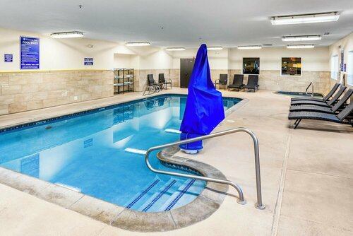 Гостиница Crystal Inn Hotel & Suites West Valley City в Вест-Велли-Сити