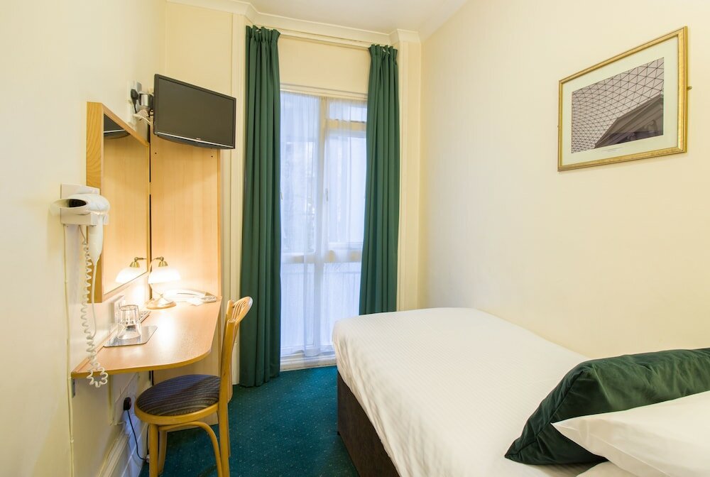 Фото London Town Hotel