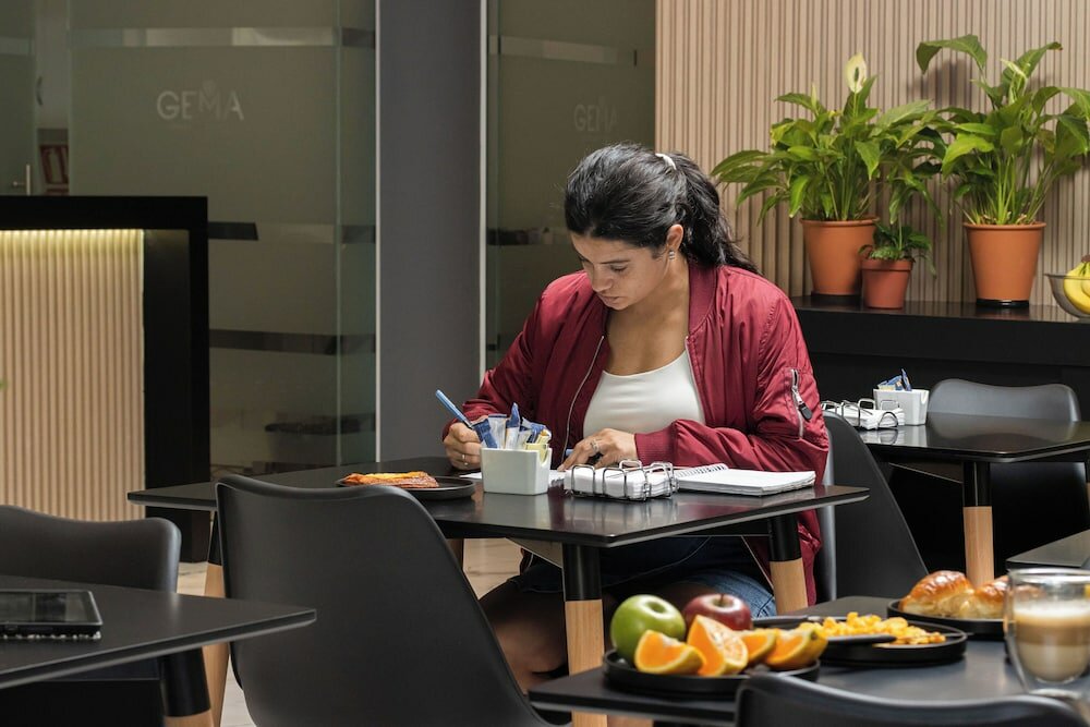 Фото Gema Luxury Suites