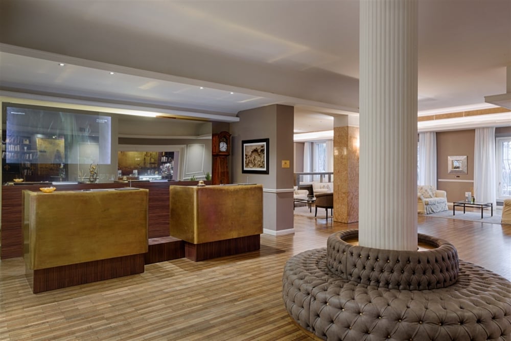 Фото Plaza Hotel Lucchesi