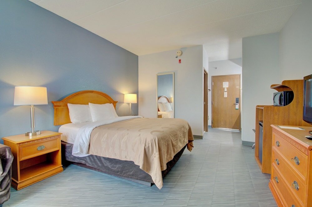 Фото Quality Inn & Suites Cvg Airport