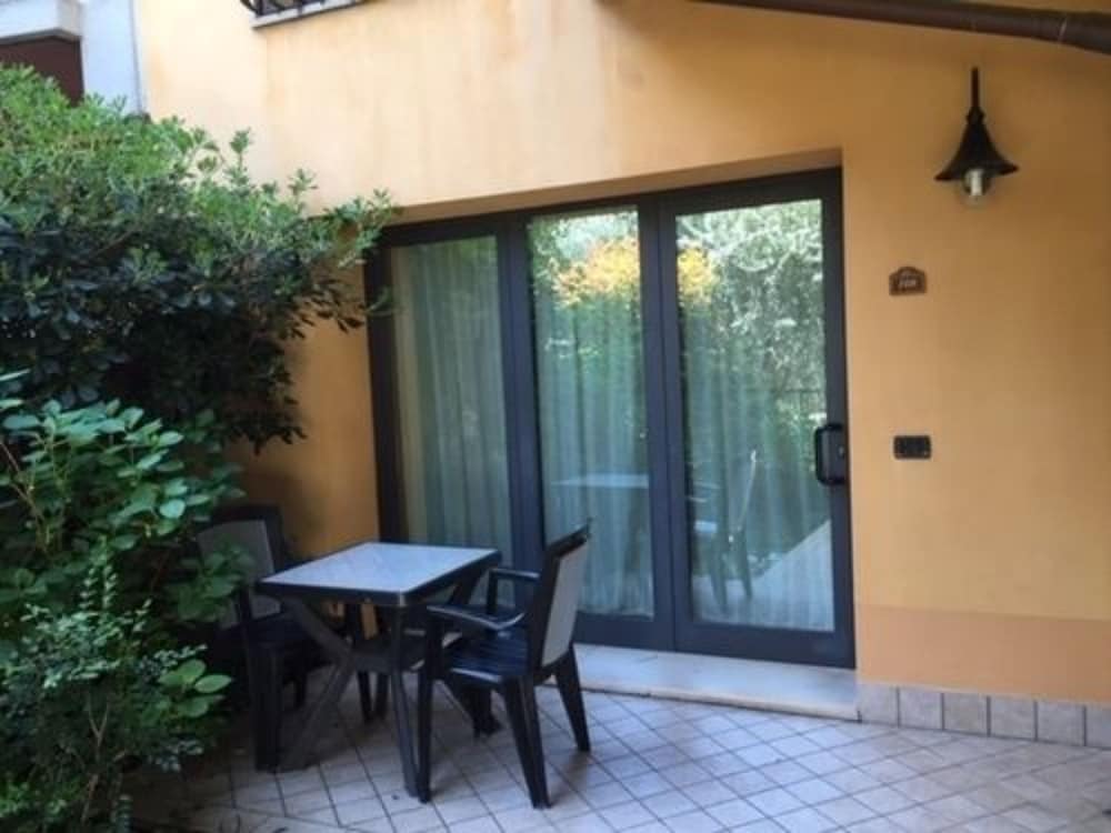 Фото Admiral Hotel Villa Erme