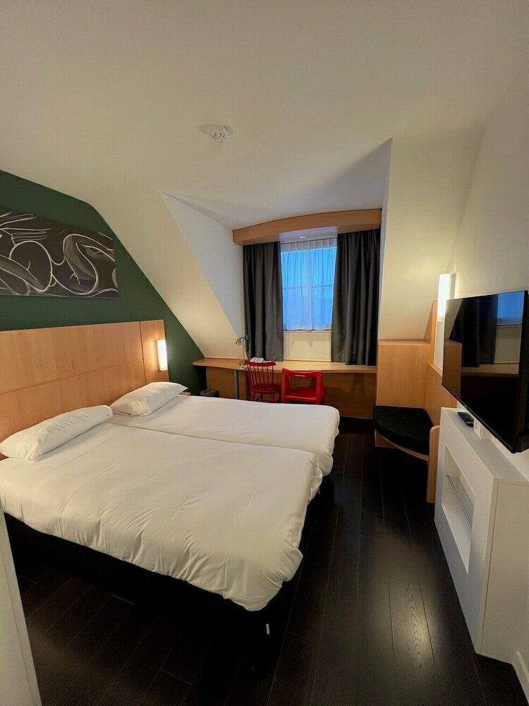 Фото Hotel ibis De Panne