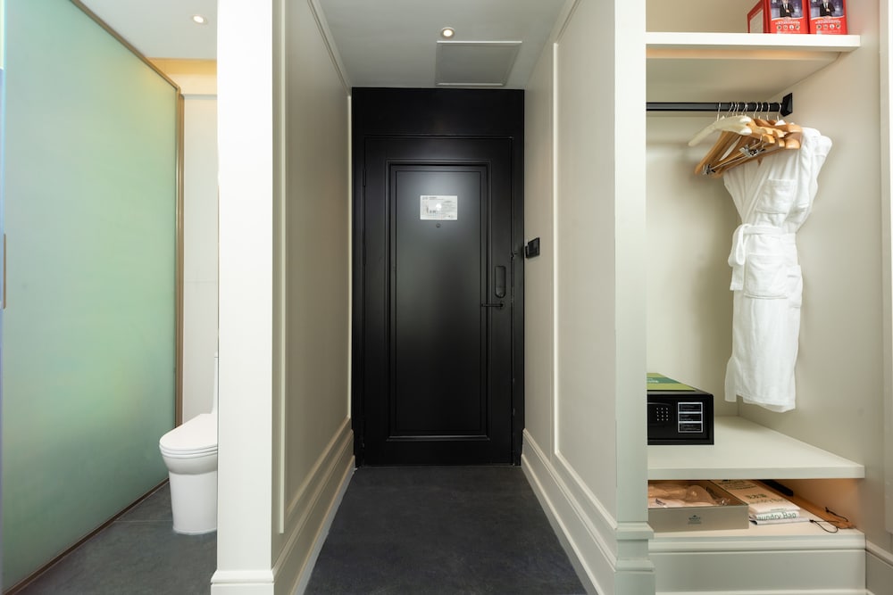 Фото Wingate by Wyndham Wuhan Optics Valley