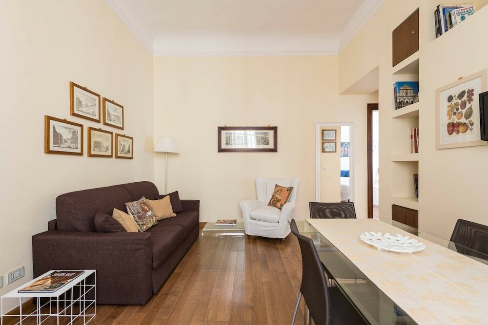 Фото Charming 2bed Apt Overlooking Duomo
