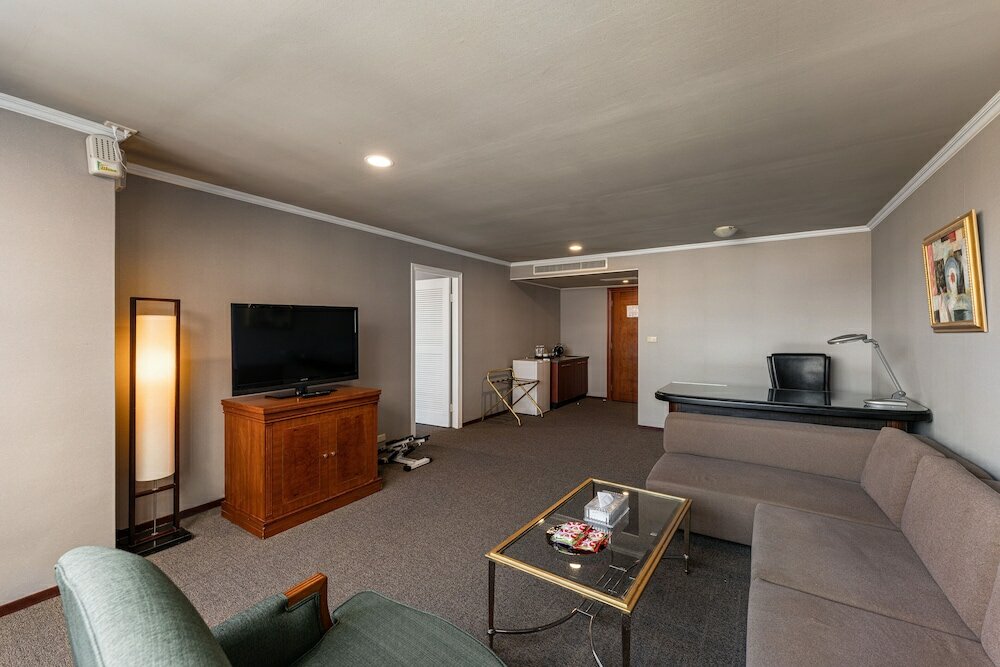 Фото Hotel j Metropolis