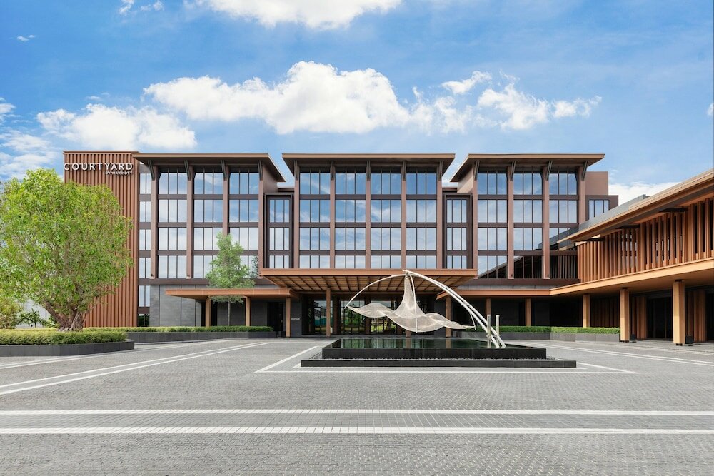 Фото Courtyard by Marriott Bangkok Suvarnabhumi Airport