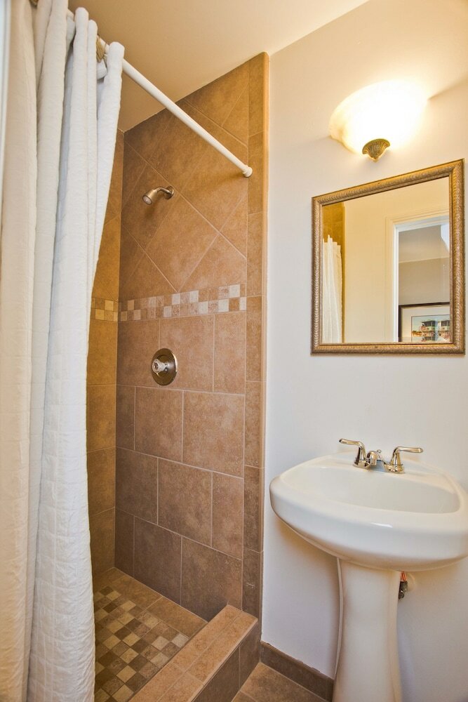 Фото Ocean Beach Hotel