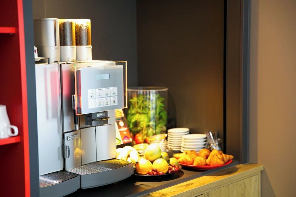 Фото Ibis Köln Messe