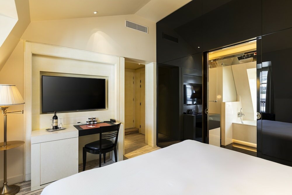 Фото Hotel Montaigne