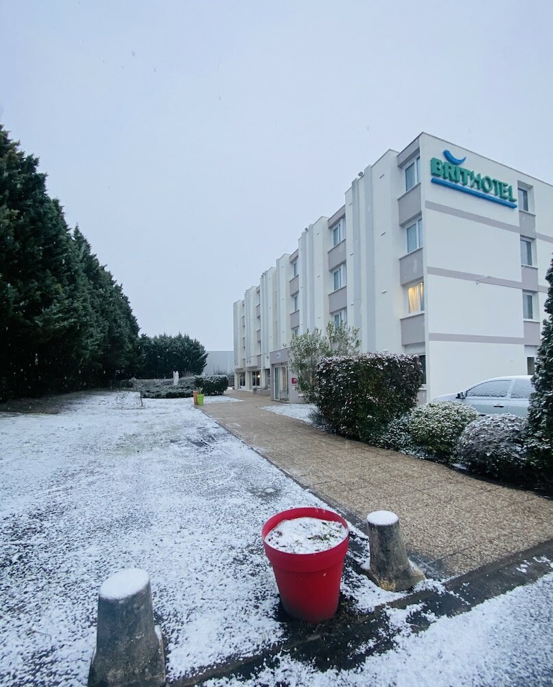 Фото Brit Hotel Bordeaux Aéroport - Le Soretel