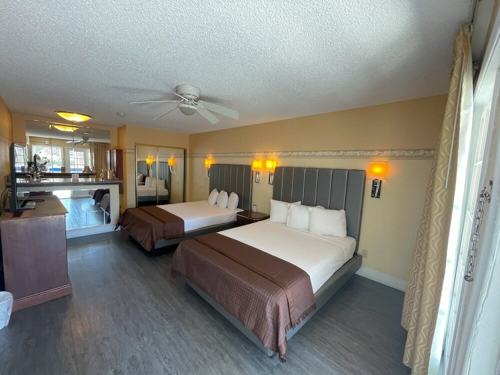 Фото Shalimar Hotel of Las Vegas