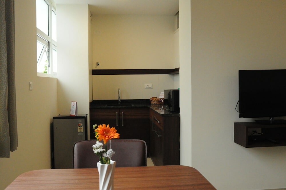 Фото Ixora Suites