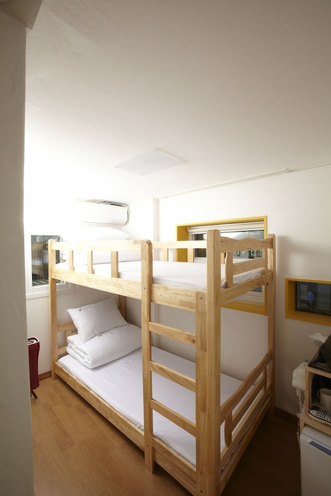 Фото 24guesthouse Seoul Station