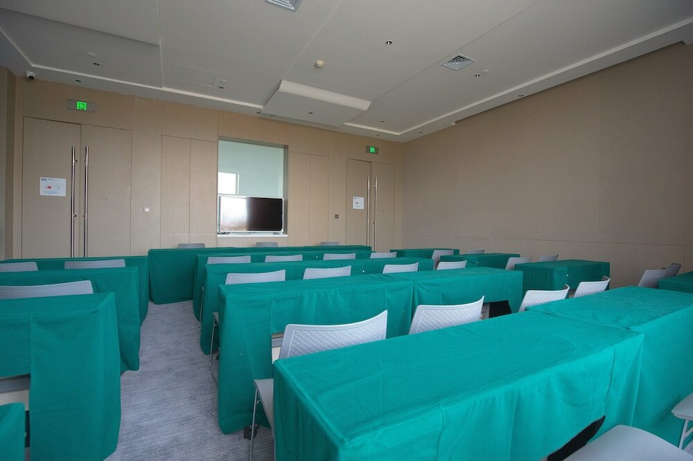 Фото Holiday Inn Express Horgos, an Ihg Hotel