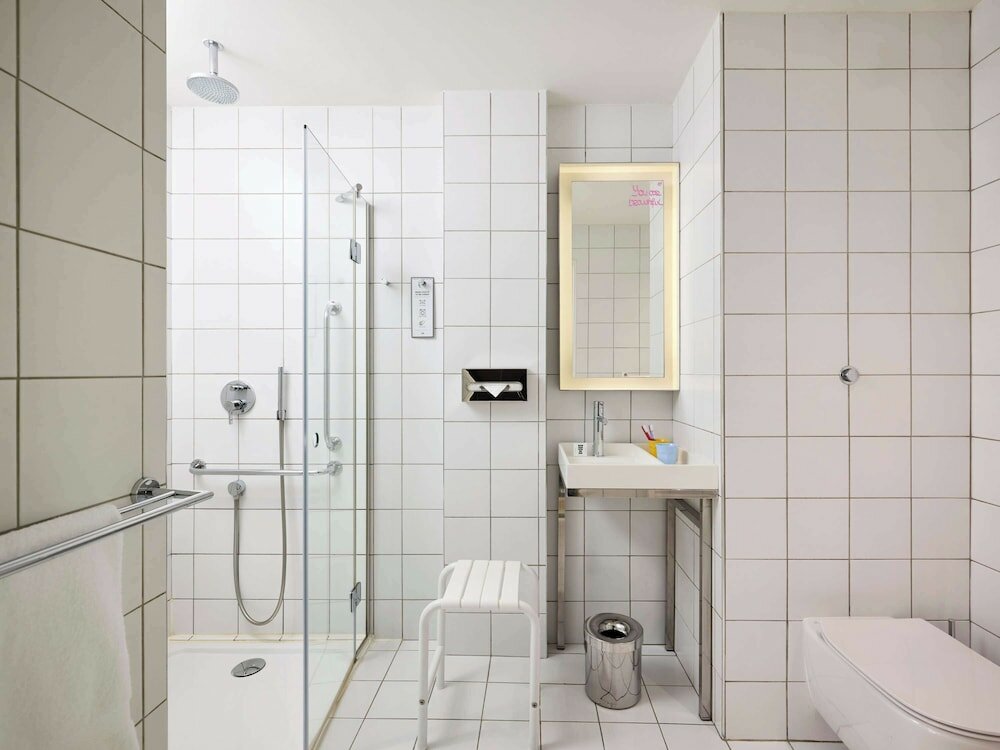 Фото Mama Shelter