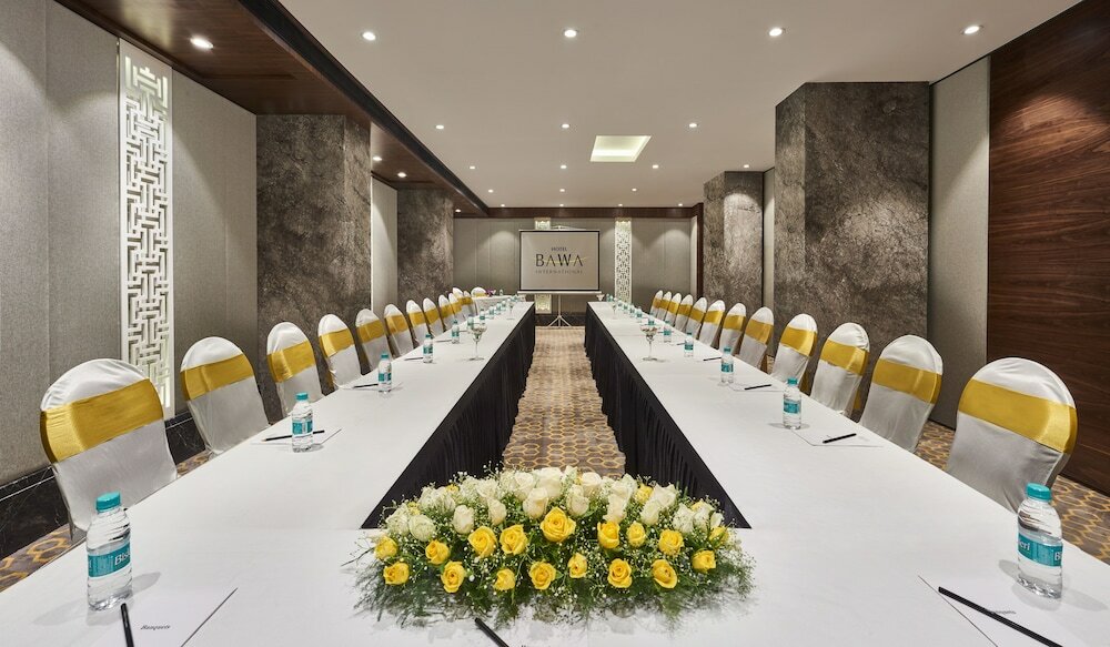 Фото Bawa International