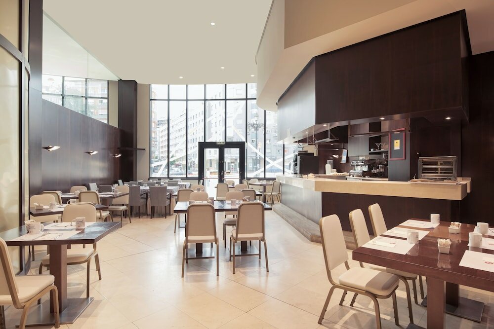 Фото Exe Oviedo Centro