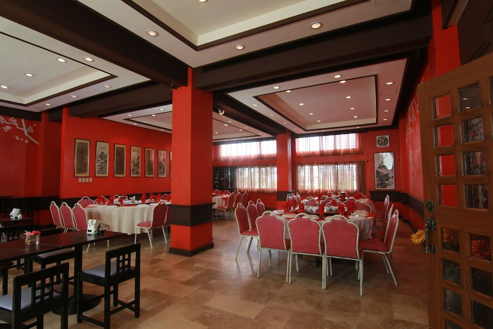 Фото Hotel Supreme