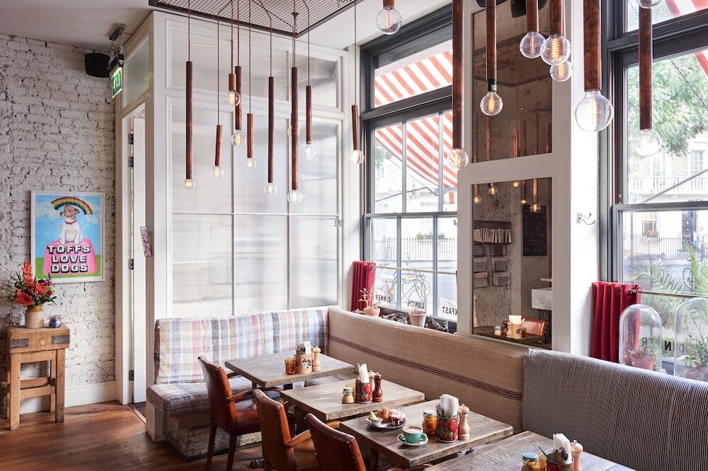 Фото Artist Residence London