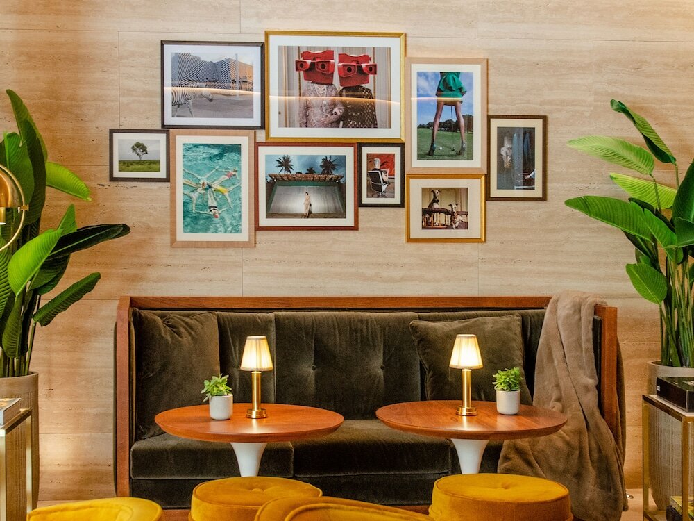 Фото Browns Avenue Hotel