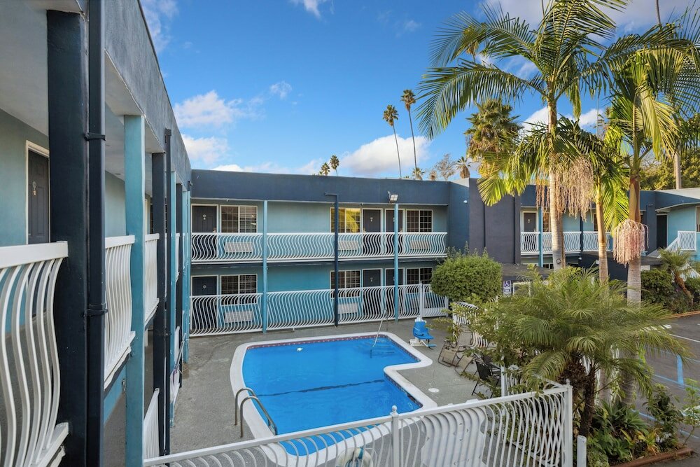 Фото Hotel H Wood