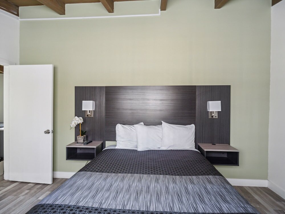 Фото Discovery Inn